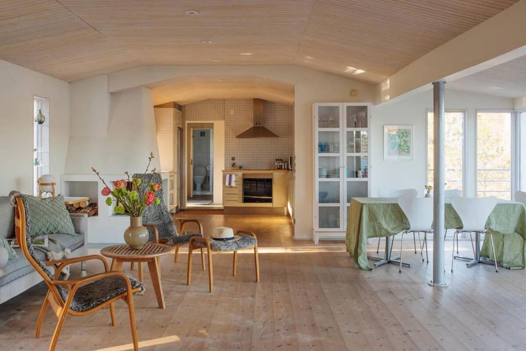Spectacular Plot, Stockholm Archipelago *